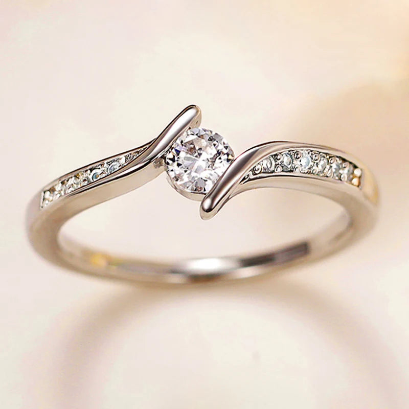 Women Minimalist Ring Inlaid Shiny Round Elegant Wedding Engagement Accessories Jewelry for Lady