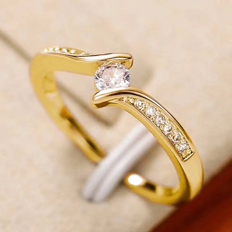 Women Minimalist Ring Inlaid Shiny Round Elegant Wedding Engagement Accessories Jewelry for Lady